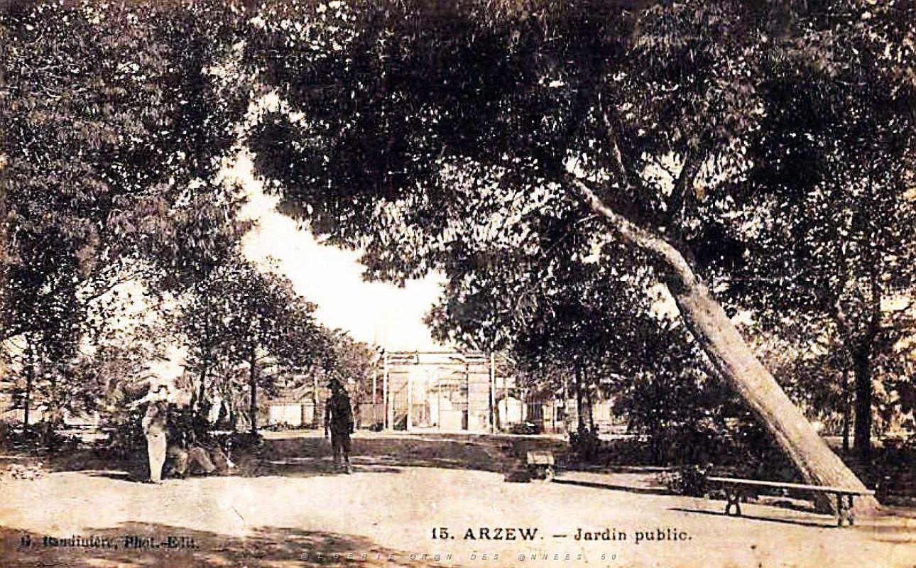 Arzew - Jardin Public.jpg